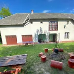 Toereki 34 Vendeghaz Apartmán