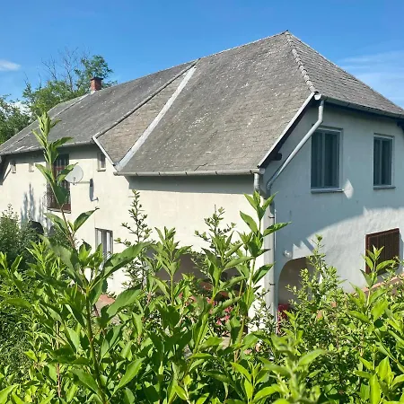 Toereki 34 Vendeghaz *