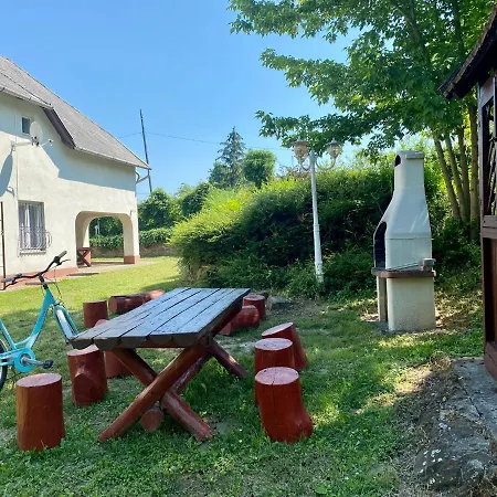 Toereki 34 Vendeghaz *